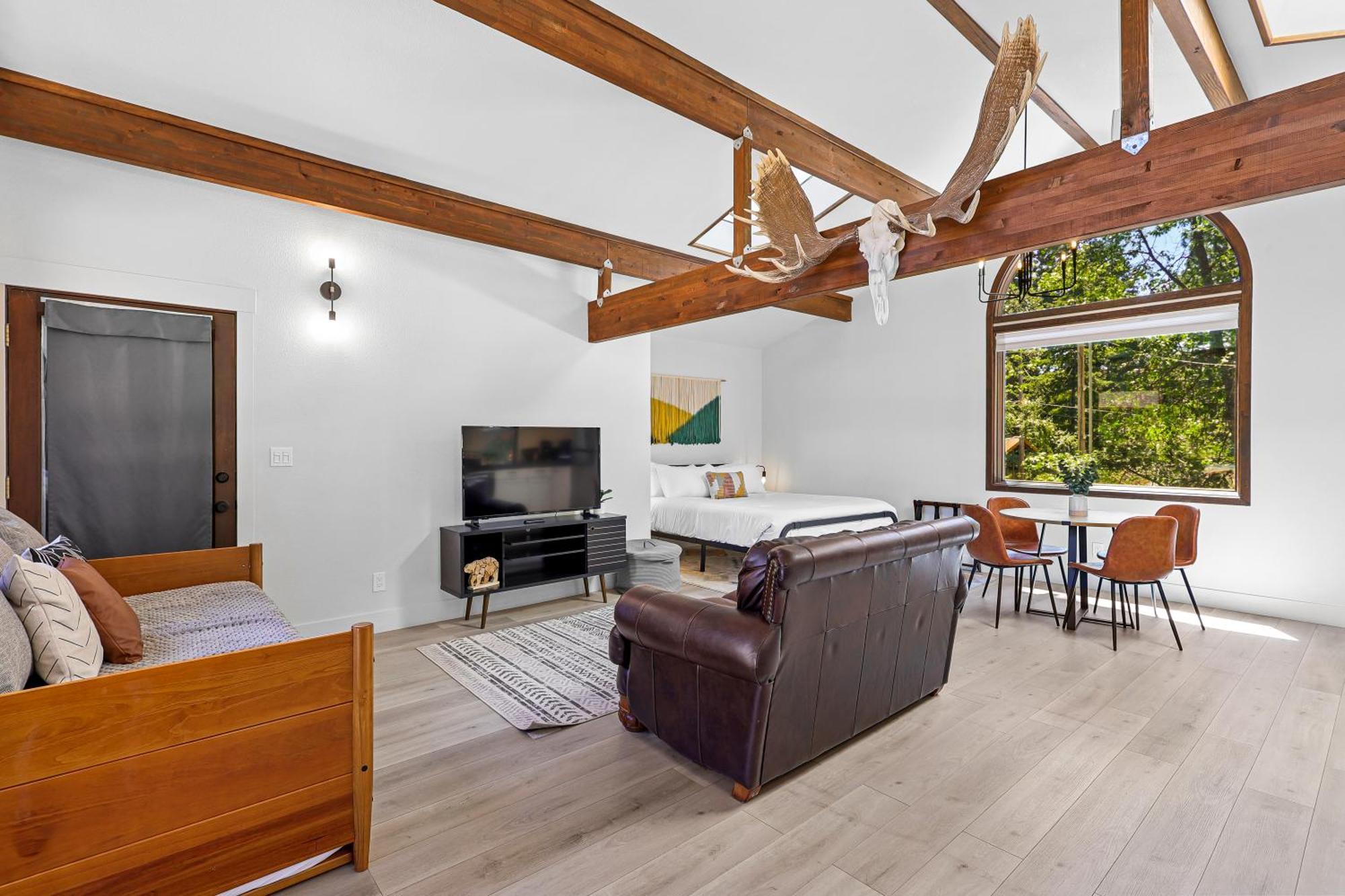 Basecamp Lodge Mount Shasta Quarto foto
