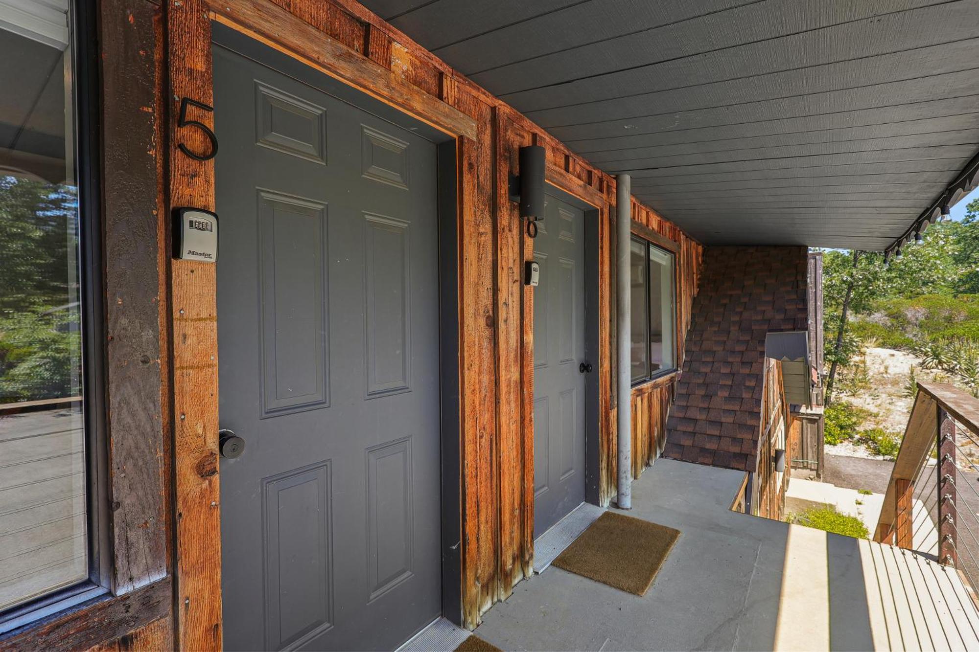 Basecamp Lodge Mount Shasta Quarto foto
